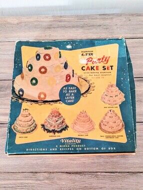 Vintage 1950's Purty 4 Tier Aluminum Pan / Wedding Cake Set